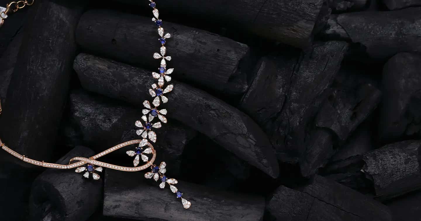 A complete guide for shopping the latest Trendy Gold and Diamond Jewelry Online